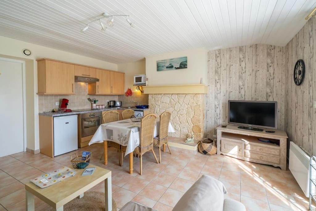 Gîtes Le Bois Berranger Saint-Urbain  Extérieur photo