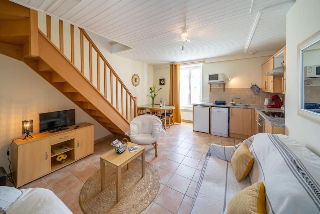 Gîtes Le Bois Berranger Saint-Urbain  Extérieur photo
