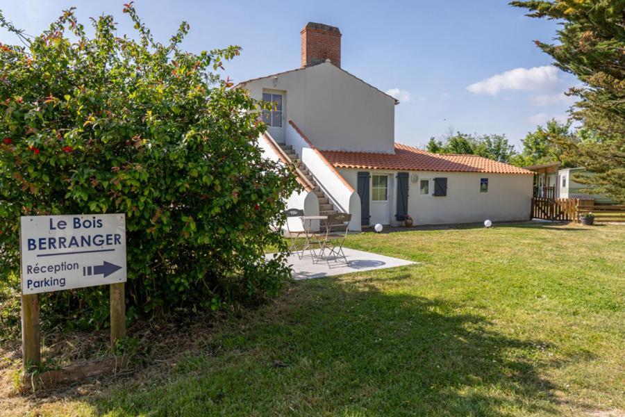 Gîtes Le Bois Berranger Saint-Urbain  Extérieur photo